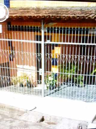 Foto 1 - Casa com garagem no bairro conceição- em itabuna